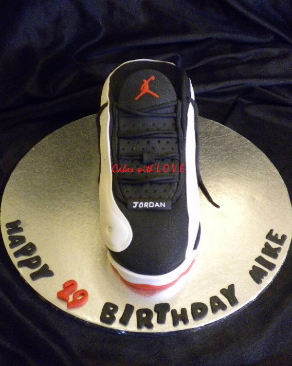 Air Jordan 13 Shoe cake