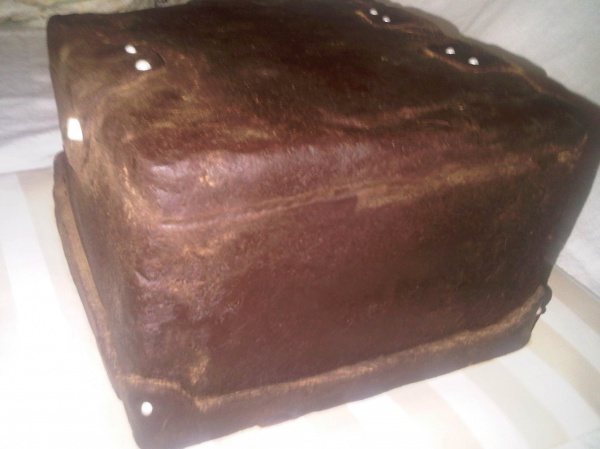 Old Leather cake