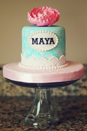 maya-smash-cake