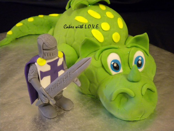 The Dragon and the Knight cake