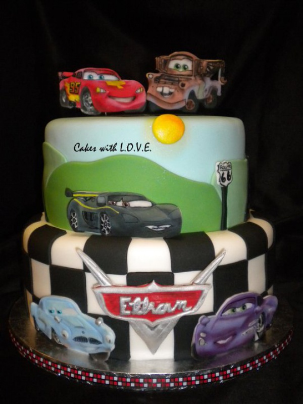 Cars Lightning Mcqueen cake