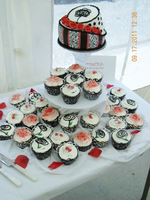 Red & Black Wedding cake