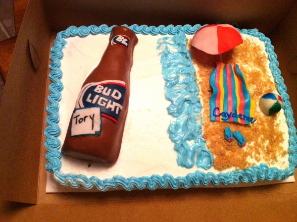 Beers on the beach cake